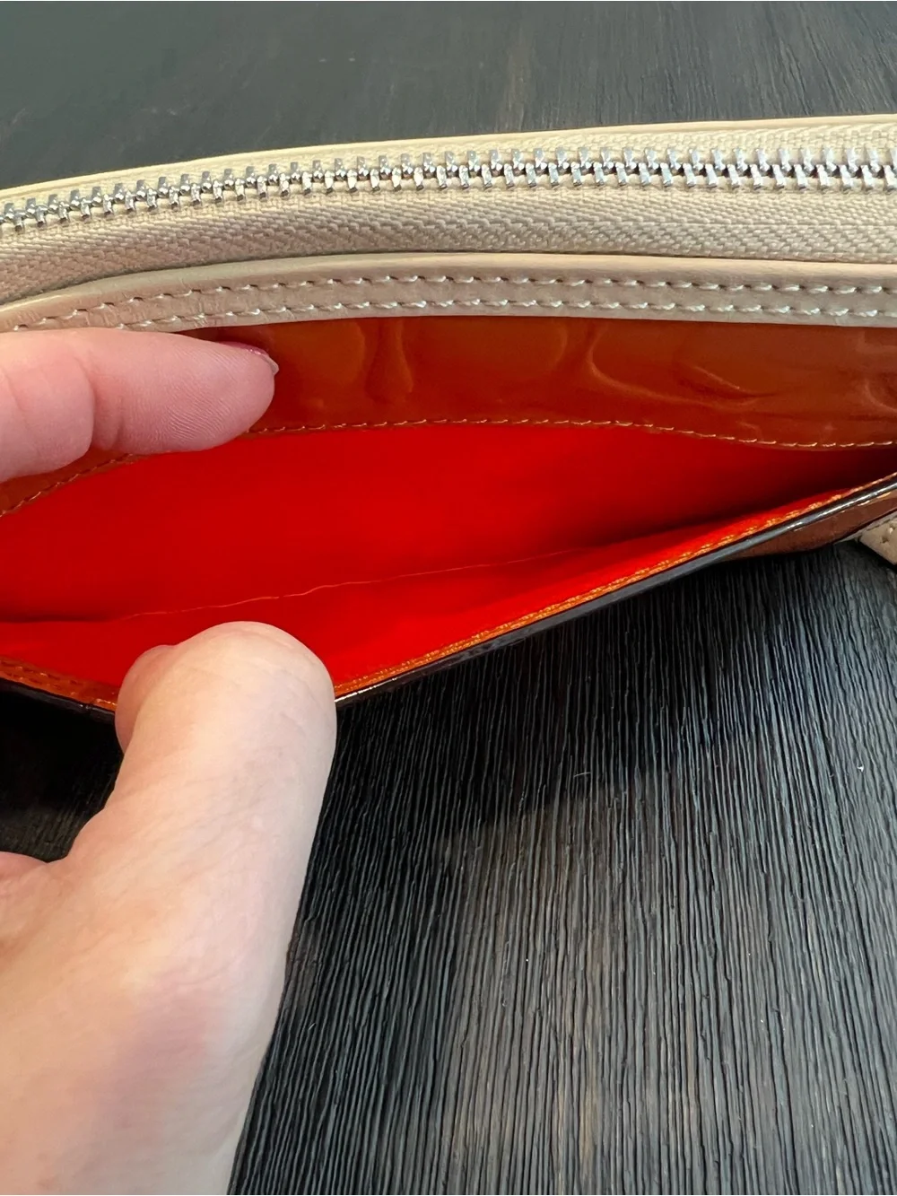 NWT Signature Accordion Zip Around Wallet in Orange
